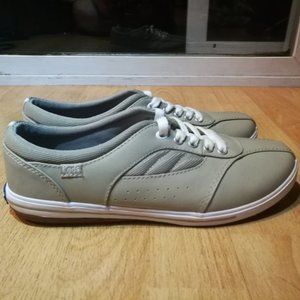 *SOLD* Keds Slip On Sneakers Grey OrthoLite 8 NWOT